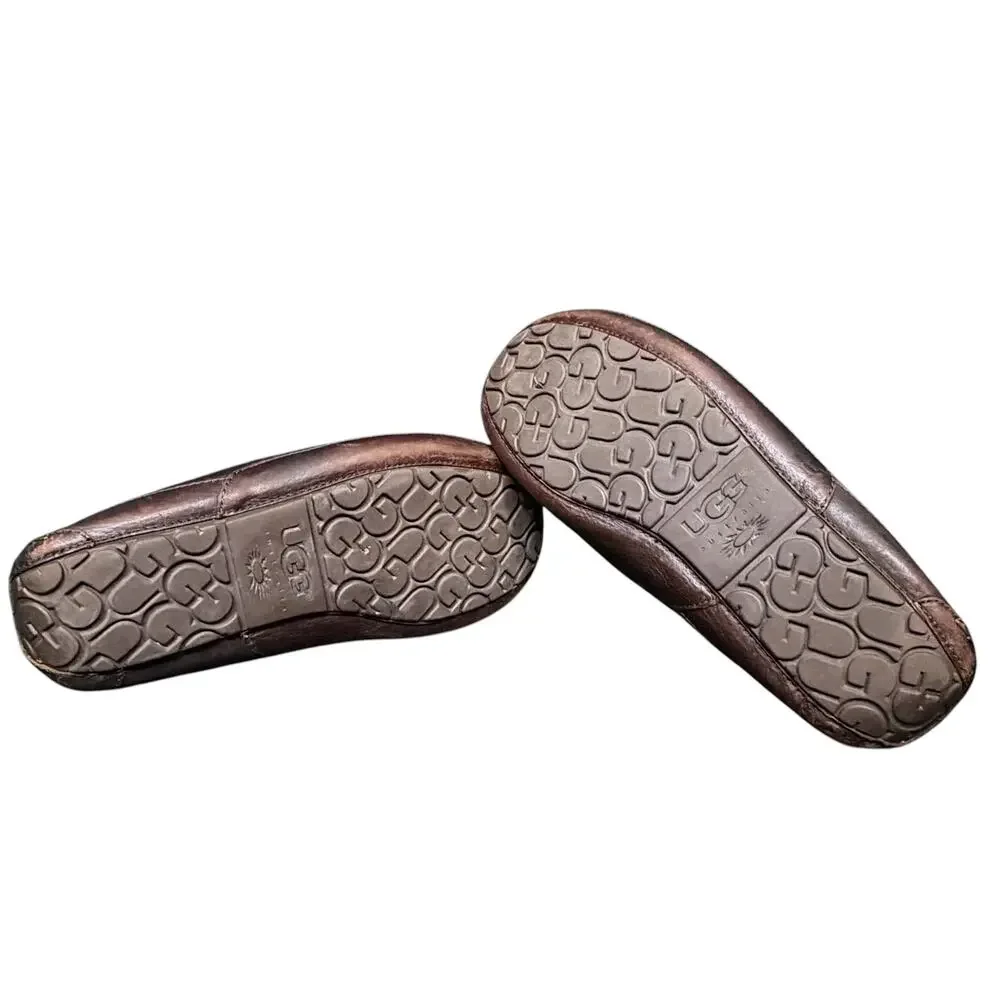 UGG step into